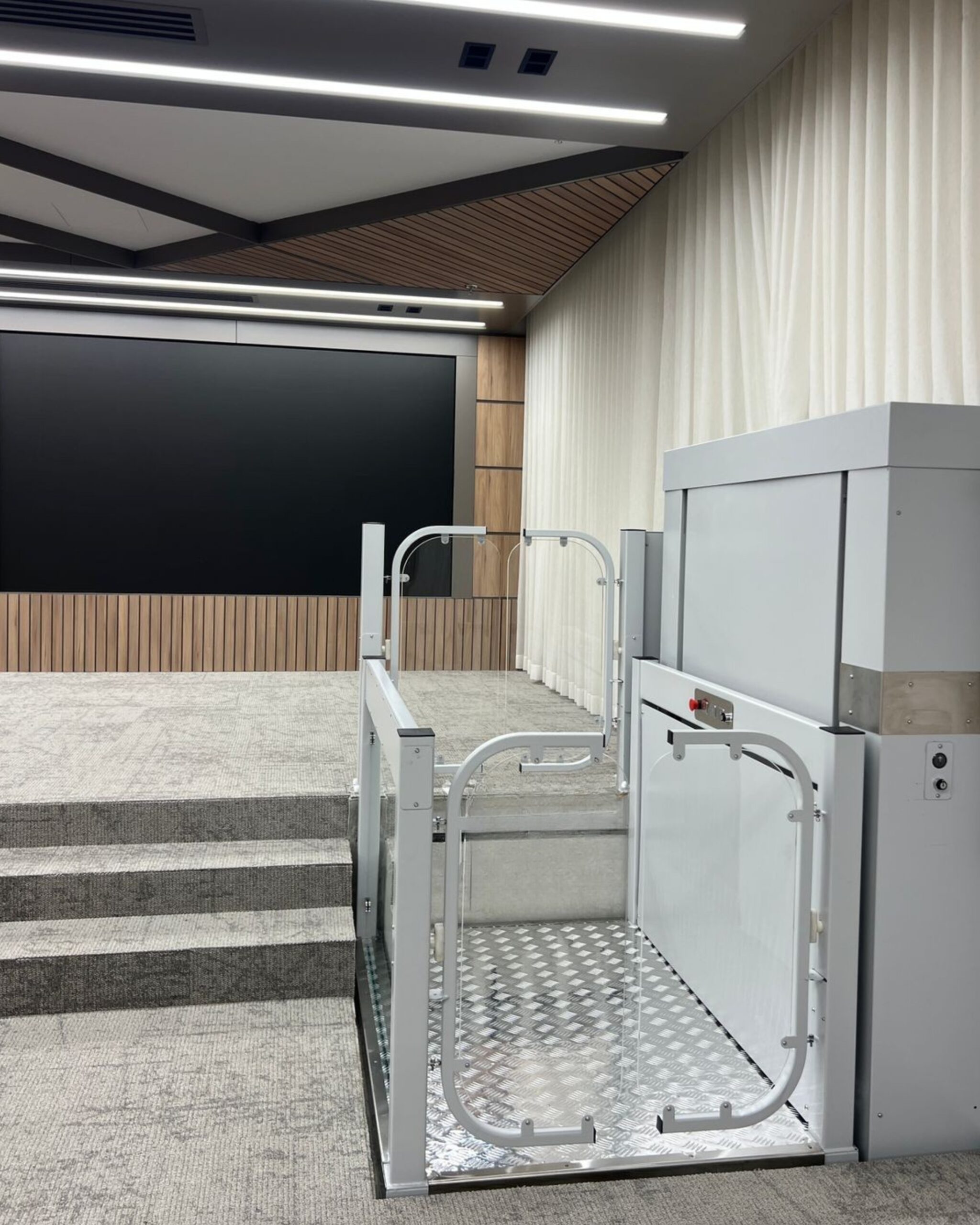 Short Height Vertical Platform Lifts